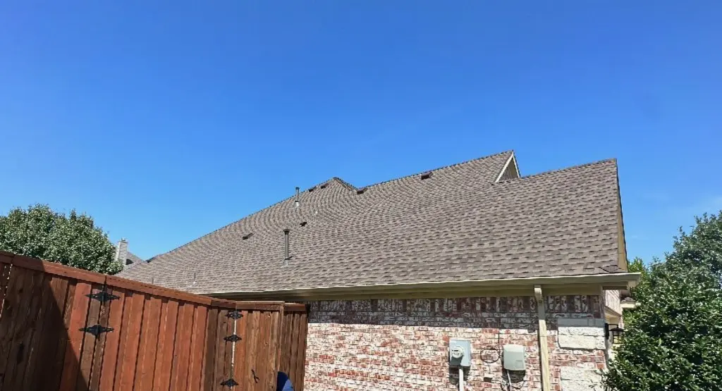 Completed roof replacement project in Laurel